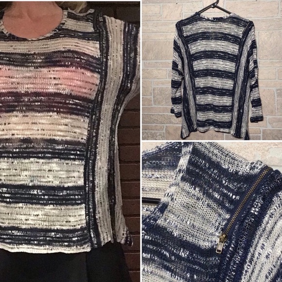 Forever 21 Sweaters - Forever 21 plus - Sz 2X - soft knit hole sweater
